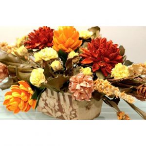 rangkaian bunga plastik daur ulang