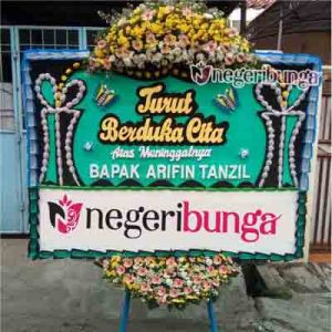 Kirim bunga duka cita Bunga Papan Jakarta Pusat